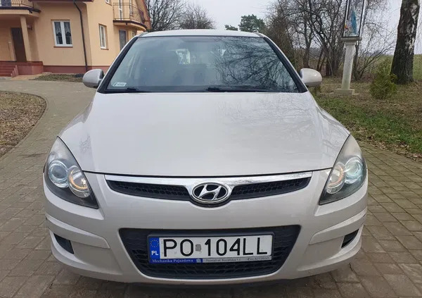hyundai i30 Hyundai I30 cena 10990 przebieg: 115987, rok produkcji 2009 z Białystok